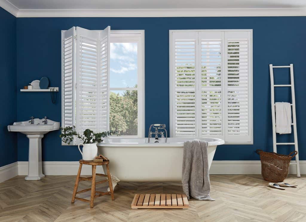 Urban shutters installed in a bathroom